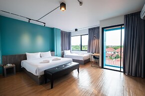 S.22 Hotel Suratthani