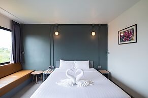 S.22 Hotel Suratthani