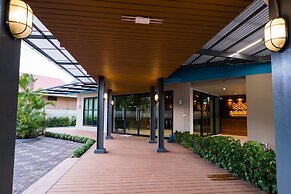 S.22 Hotel Suratthani