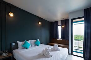 S.22 Hotel Suratthani