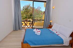 Alexandra Apartments