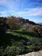 Effrosini Stonehouse Portaria