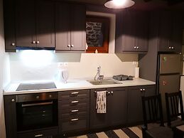 Effrosini Stonehouse Portaria