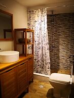 Effrosini Stonehouse Portaria