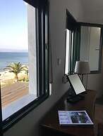 Stunning sea-front maisonette