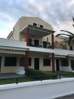 Stunning sea-front maisonette