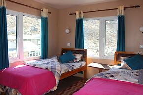 Thanka Inn Gokyo