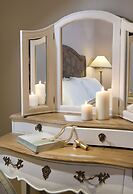 Aberratio Boutique Hotel