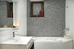 Aberratio Boutique Hotel