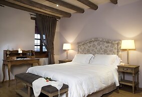 Aberratio Boutique Hotel