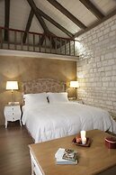 Aberratio Boutique Hotel