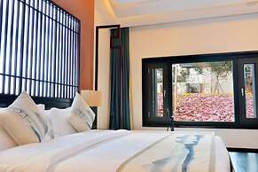 LiuHeYunYan Hotel.Dali