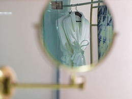 LiuHeYunYan Hotel.Dali