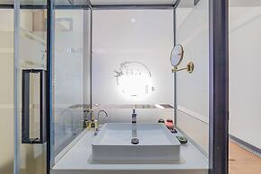 LiuHeYunYan Hotel.Dali