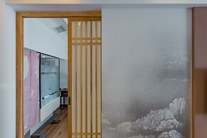 LiuHeYunYan Hotel.Dali