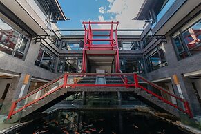 LiuHeYunYan Hotel.Dali