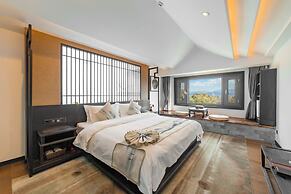 LiuHeYunYan Hotel.Dali