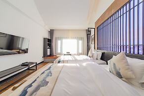 LiuHeYunYan Hotel.Dali