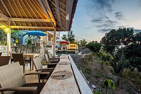 The Puncak Sunset Ceningan