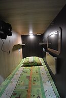 Capsule hotel ALOHA