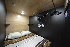 Capsule hotel ALOHA