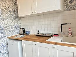 B&A Apartments Central