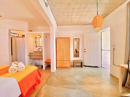 Hotel Perro Surfero Todos Santos