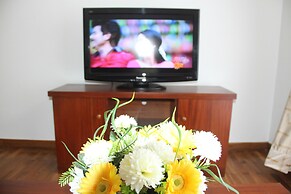 Homewood Luxury Apartment