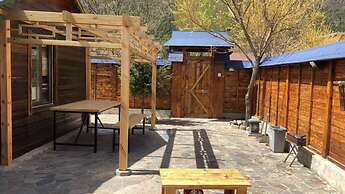 Yun Ju Courtyard Apartment