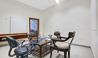 Itsy Hotels Amrita Raghunath Bazaar Jammu