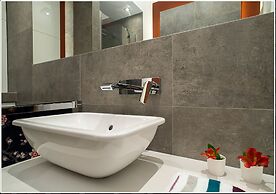 InPoint City Center Apartments