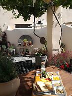 Abelis Canava Luxury Suites - Adults Only