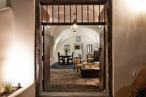 Abelis Canava Luxury Suites - Adults Only