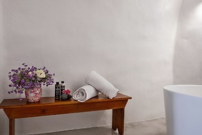 Abelis Canava Luxury Suites - Adults Only