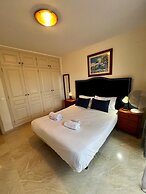 Elegant Palm Mar Apartment