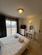 Elegant Palm Mar Apartment