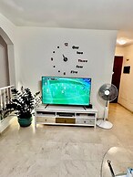Elegant Palm Mar Apartment