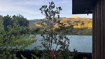 Toucanet Lodge