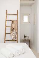 Argiro's Gorgeous Studio In Cycladic