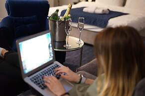 Seasons Boutique Hotel