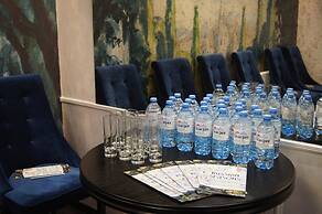 Seasons Boutique Hotel