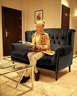 Seasons Boutique Hotel