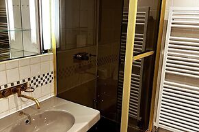 Mayfair Piccadilly Apartment