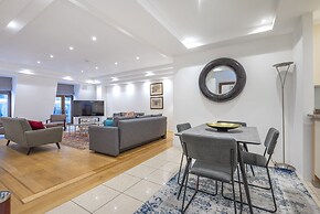 Mayfair Piccadilly Apartment