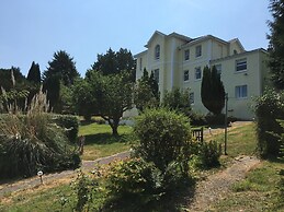 Chelston Dene Holiday Apartments