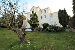 Chelston Dene Holiday Apartments