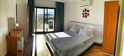 The Townhouse Apartment