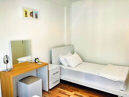 The Townhouse Apartment