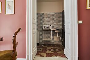 Corte dei medici - Palace