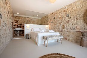 Eight Dimensions Capari Suites Elafonisos